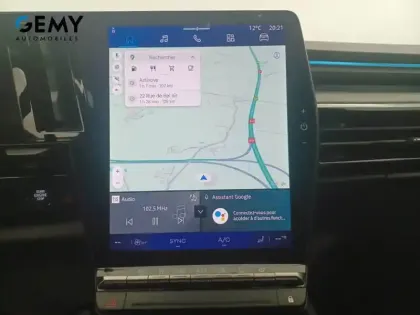 Photo 34 Renault Austral  E-Tech full hybrid 200 GSR2