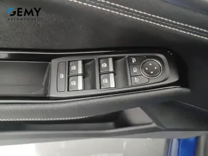 Photo 32 Renault Austral  E-Tech full hybrid 200 GSR2