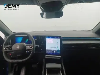 Photo 28 Renault Austral  E-Tech full hybrid 200 GSR2