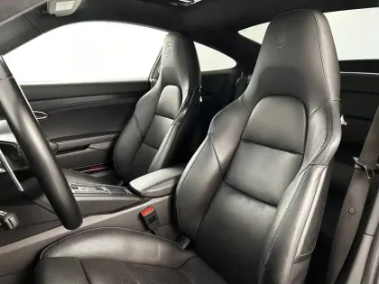 Photo 27 Porsche 911  Carrera 4 Coupé 3.0i 450