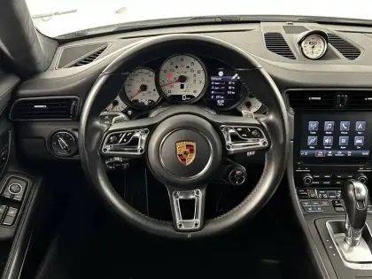 Photo 44 Porsche 911  Carrera 4 Coupé 3.0i 450