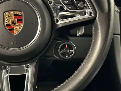 Photo 45 Porsche 911  Carrera 4 Coupé 3.0i 450