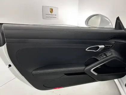 Photo 28 Porsche 911  Carrera 4 Coupé 3.0i 450