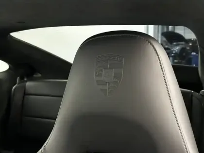 Photo 16 Porsche 911  Carrera 4 Coupé 3.0i 450