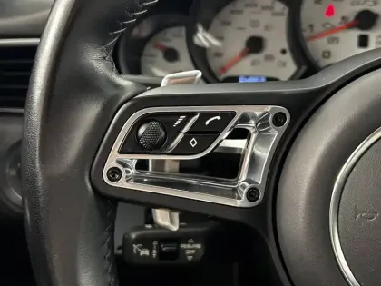 Photo 31 Porsche 911  Carrera 4 Coupé 3.0i 450