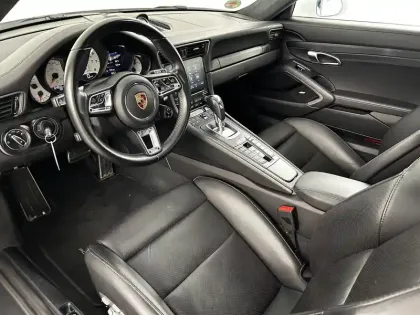 Photo 6 Porsche 911  Carrera 4 Coupé 3.0i 450