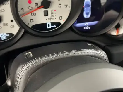 Photo 17 Porsche 911  Carrera 4 Coupé 3.0i 450