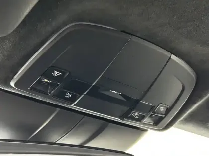 Photo 42 Porsche 911  Carrera 4 Coupé 3.0i 450