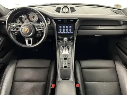 Photo 43 Porsche 911  Carrera 4 Coupé 3.0i 450