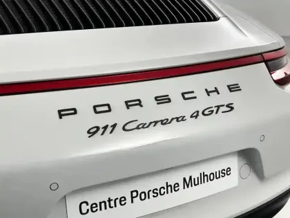 Photo 50 Porsche 911  Carrera 4 Coupé 3.0i 450