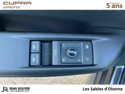 Photo 51 Cupra Born  204 ch - Batterie L