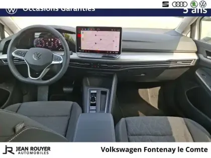 Photo 34 Volkswagen Golf  1.5 eHybrid 204 DSG6