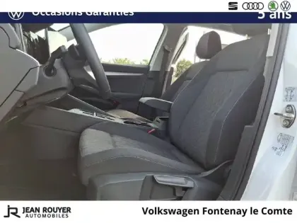 Photo 35 Volkswagen Golf  1.5 eHybrid 204 DSG6