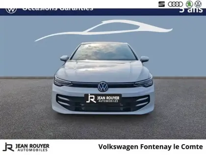 Photo 54 Volkswagen Golf  1.5 eHybrid 204 DSG6