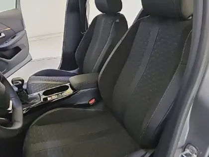 Photo 10 Peugeot 208  PureTech 100 S&S BVM6