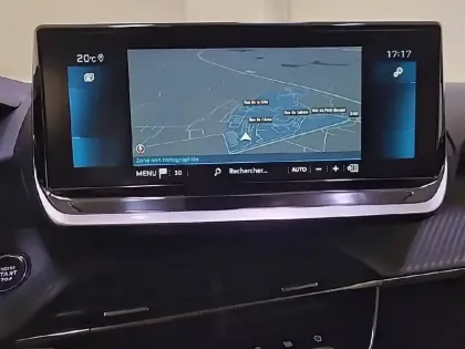 Photo 18 Peugeot 208  PureTech 100 S&S BVM6