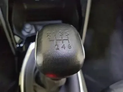 Photo 13 Peugeot 208  PureTech 100 S&S BVM6