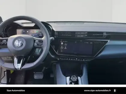 Photo 43 Alfa Romeo Junior  Elettrica 156 ch