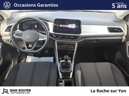 Photo 51 Volkswagen T-roc  1.0 TSI 110 Start/Stop BVM6