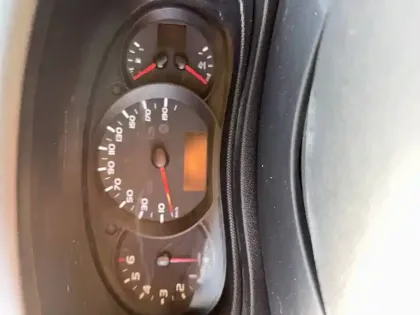 Photo 26 Renault Master  CC L2 3.5t 2.3 dCi 130 E6 BENNE