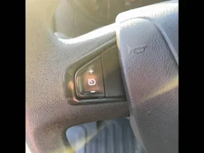 Photo 39 Renault Master  CC L2 3.5t 2.3 dCi 130 E6 BENNE