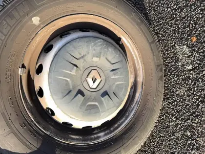 Photo 29 Renault Master  CC L2 3.5t 2.3 dCi 130 E6 BENNE