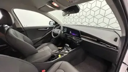 Photo 32 Kia Niro  1.6 GDi 129 ch HEV DCT6