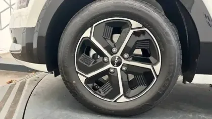 Photo 33 Kia Niro  1.6 GDi 129 ch HEV DCT6