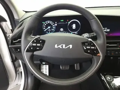 Photo 35 Kia Niro  1.6 GDi 129 ch HEV DCT6