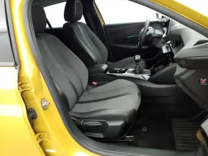 Photo 7 Peugeot 208  PureTech 100 S&S BVM6 Allure