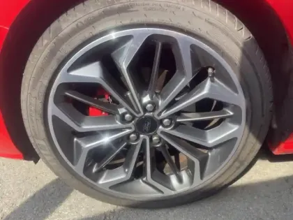 Photo 8 Ford Focus  1.0 EcoBoost mHEV 125 ch ST-Line X