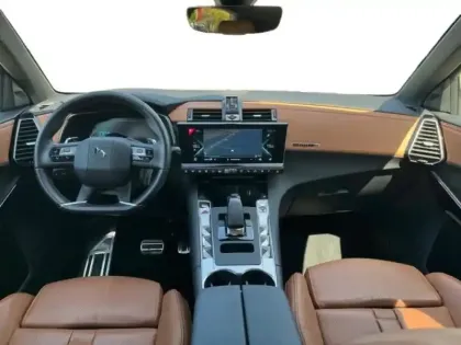 Photo 9 DS DS 7  Crossback E-TENSE 4x4 300ch Rivoli