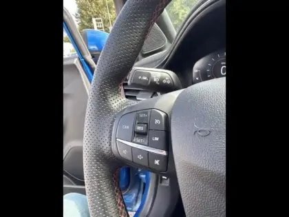 Photo 15 Ford Puma  1.0 Flexifuel 125ch S&S mHEV ST-Line