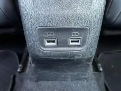 Photo 8 Peugeot 2008  1.2 PureTech 100ch S&S Allure