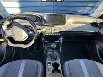 Photo 11 Peugeot 2008  1.2 PureTech 100ch S&S Allure