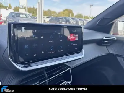 Photo 29 Peugeot 2008  1.2 Hybrid 136ch Allure e-DCS6