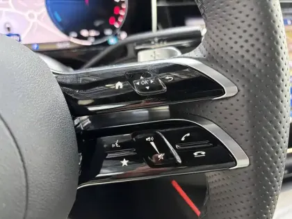 Photo 26 Mercedes Classe E  300 de Hybrid EQ 9G-Tronic