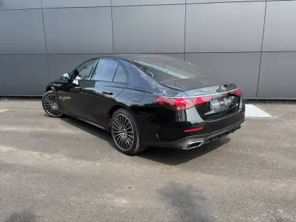 Photo 21 Mercedes Classe E  300 de Hybrid EQ 9G-Tronic