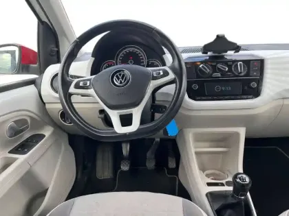 Photo 11 Volkswagen Up  1.0 65 BlueMotion Technology BVM5