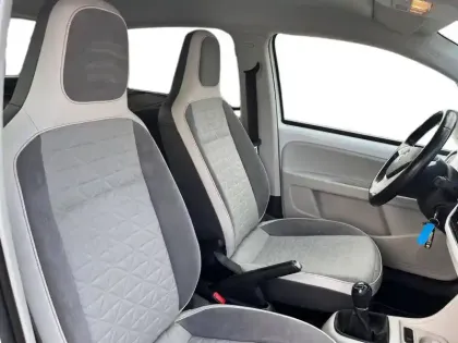 Photo 9 Volkswagen Up  1.0 65 BlueMotion Technology BVM5