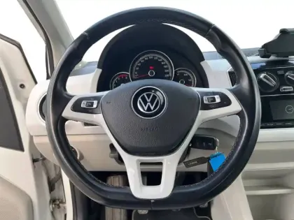 Photo 15 Volkswagen Up  1.0 65 BlueMotion Technology BVM5