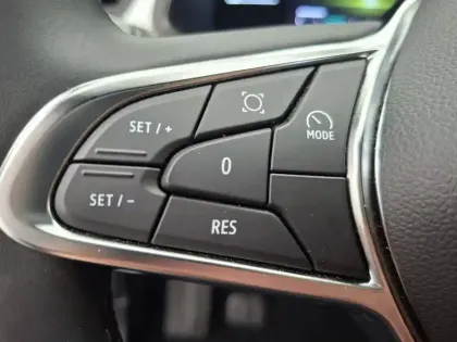 Photo 32 Renault Captur  TCe 90
