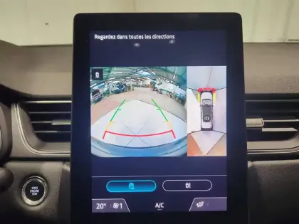 Photo 17 Renault Captur  E-Tech full hybrid 145 ch