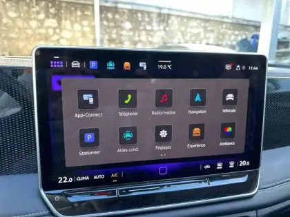 Photo 19 Volkswagen Tiguan  1.5 eTSI 131ch DSG7