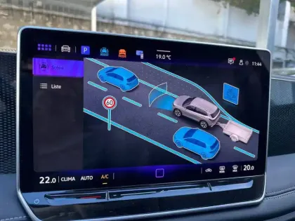 Photo 20 Volkswagen Tiguan  1.5 eTSI 131ch DSG7