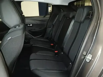 Photo 18 Peugeot 208  PureTech 100 S&S BVM6