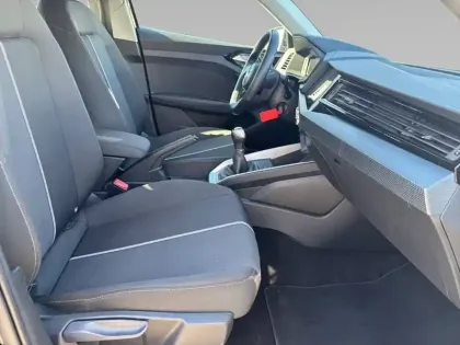 Photo 13 Audi A1  Sportback 30 TFSI 116 ch BVM6