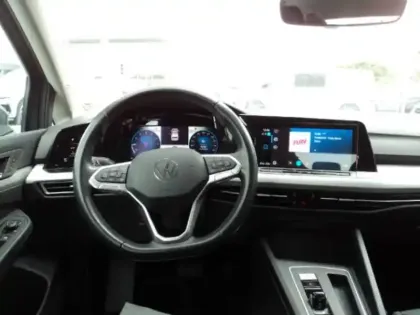 Photo 39 Volkswagen Golf  1.0 eTSI OPF 110 DSG7