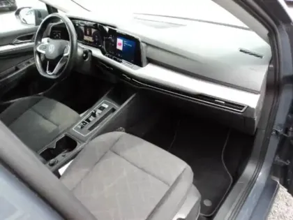 Photo 47 Volkswagen Golf  1.0 eTSI OPF 110 DSG7