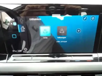 Photo 60 Volkswagen Golf  1.0 eTSI OPF 110 DSG7